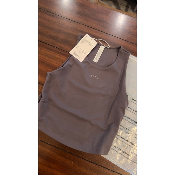 LSKD Base Tank Dark Storm Grey Cropped Racerback Performance Women Medium NEW - Picture 15 of 16